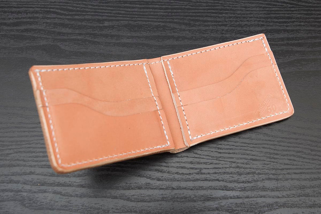 The beautiful patina of full grain natural vegetable tanned leather –  Thirteen50 Leather